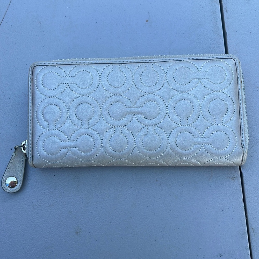 Coach full zip wallet